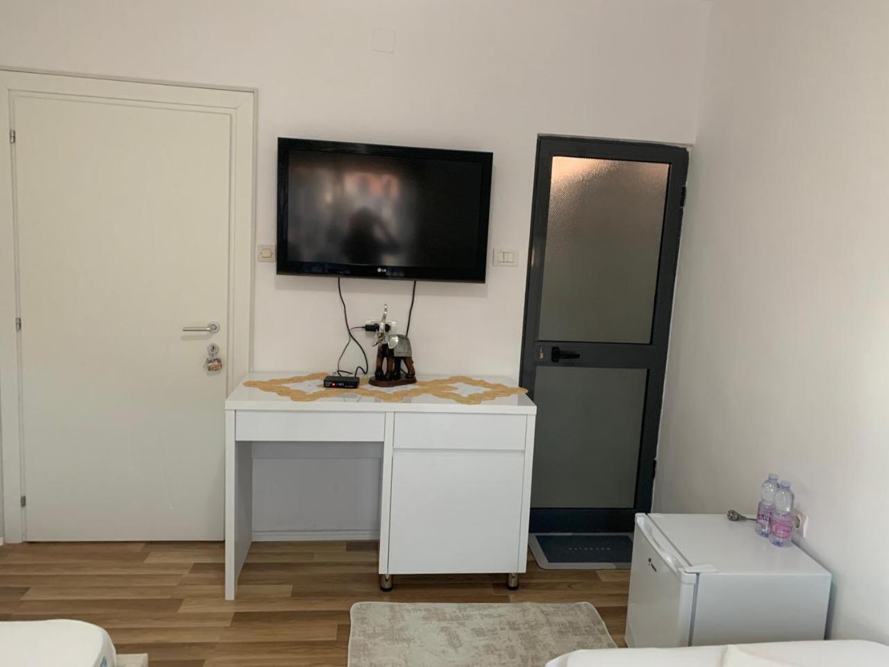 Flat In Berat'S Center Daire Dış mekan fotoğraf