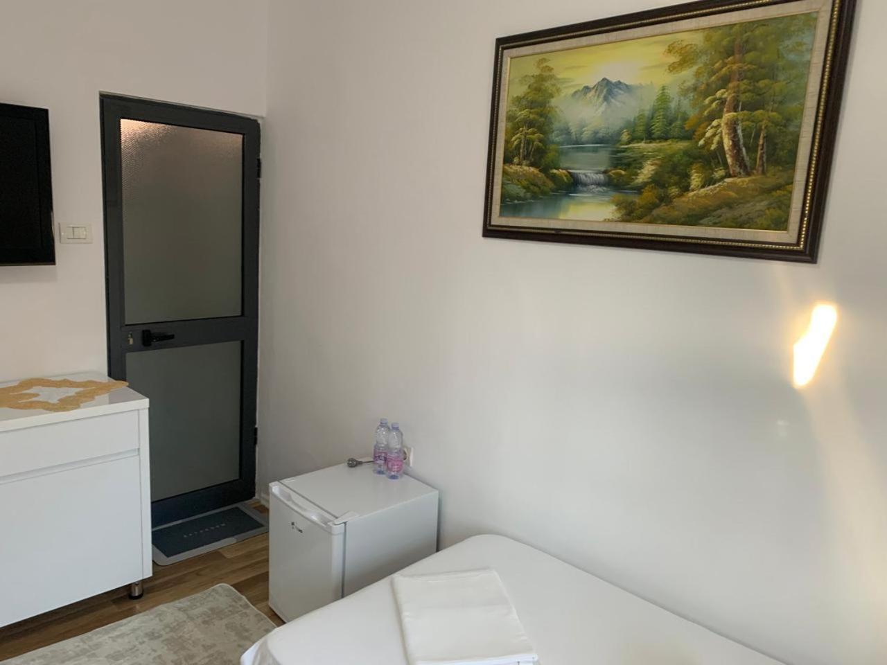Flat In Berat'S Center Daire Dış mekan fotoğraf