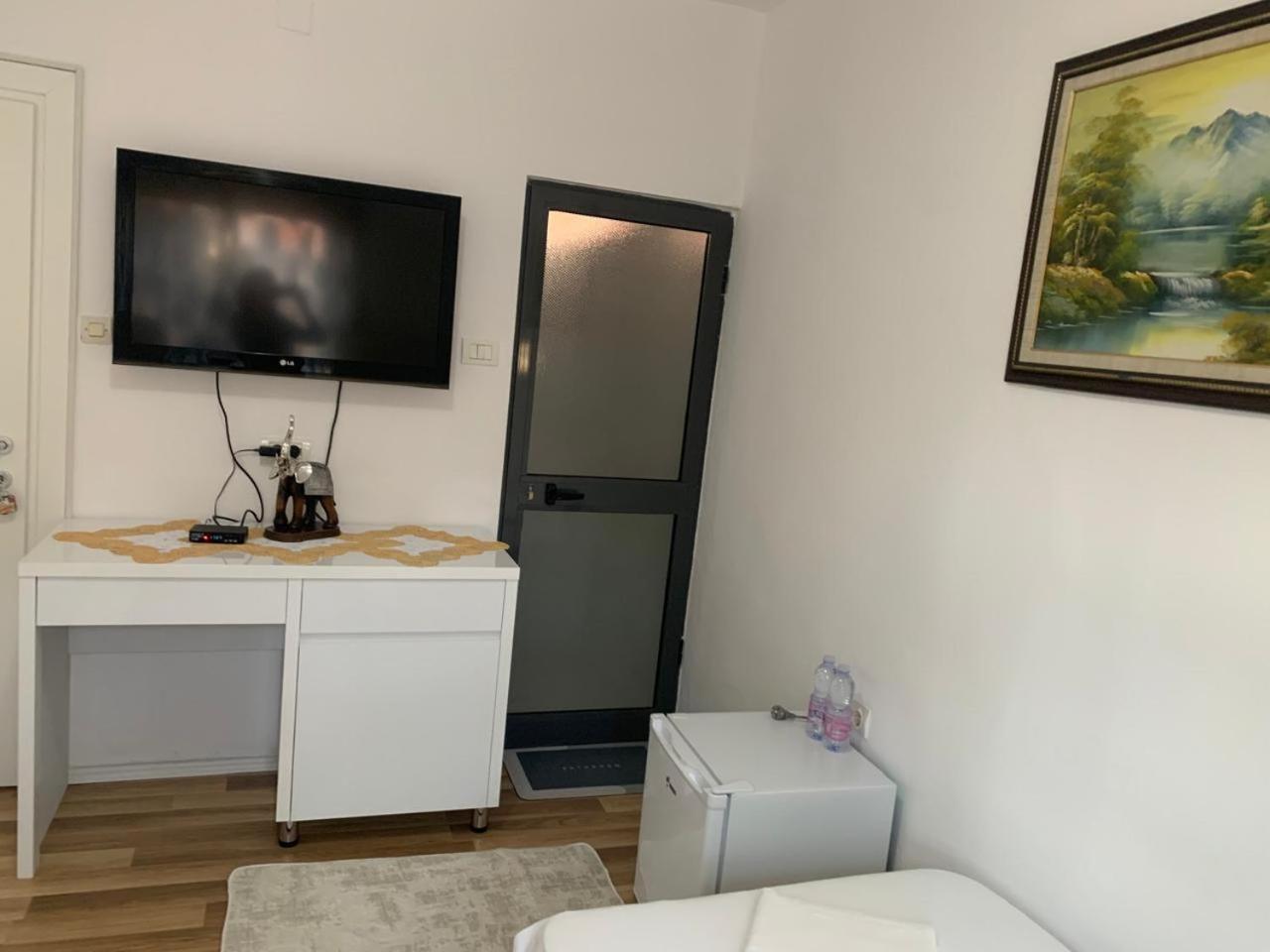 Flat In Berat'S Center Daire Dış mekan fotoğraf