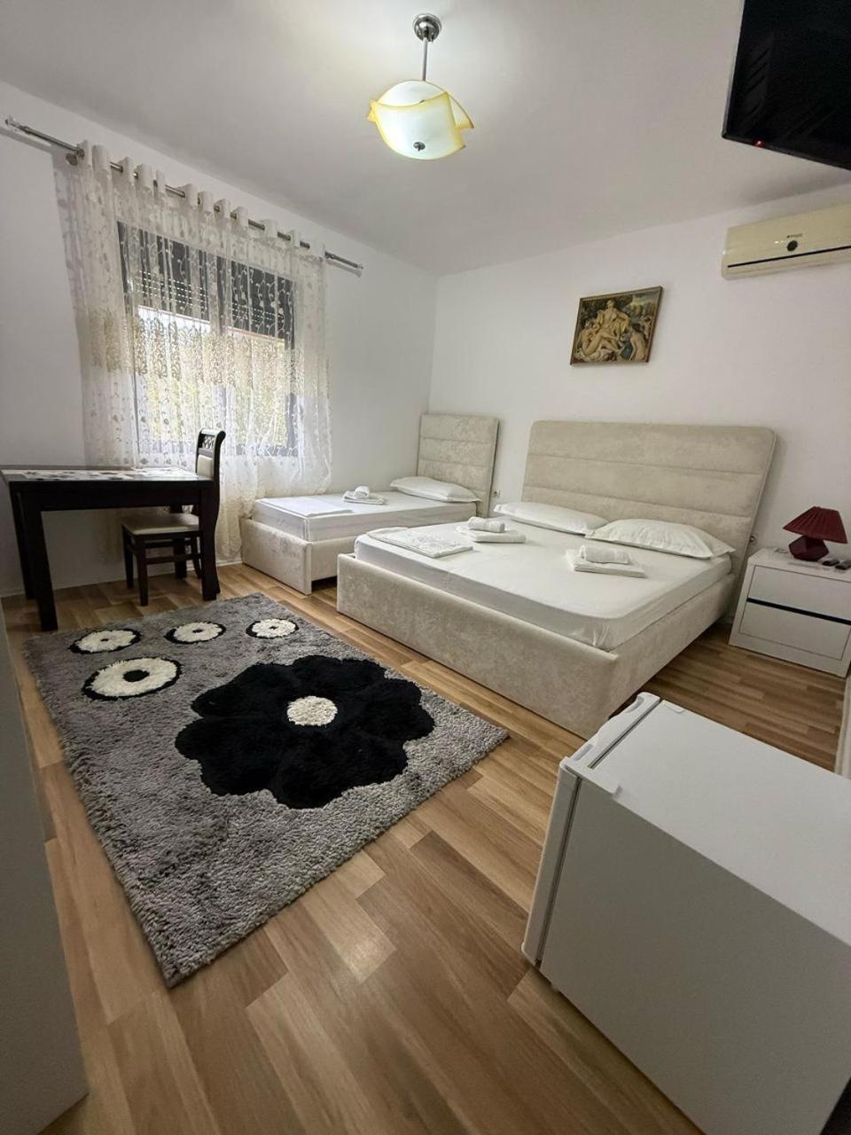 Flat In Berat'S Center Daire Dış mekan fotoğraf